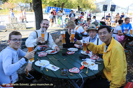 10. Münchner Trachtenlauf am 12.10.2019 im Rahmenprogramm des 34.. Generali München Marathons (©Foto:Martin Schmitz)